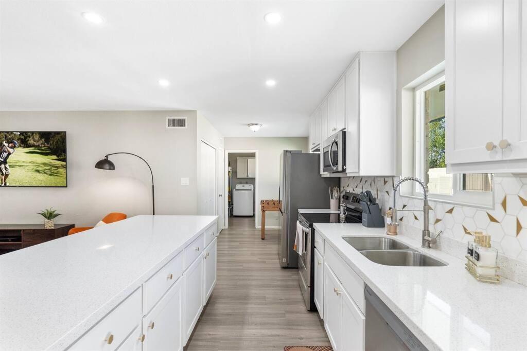 Cozy-Perfect Location-Private Pool-Heat Optional- Spring Training-Gcu Villa Phoenix Exterior photo